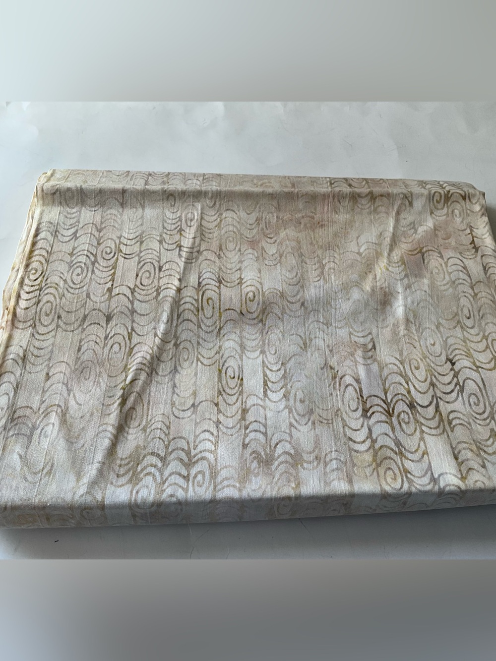 Quilting Sewing Crafting Fabric Batik Swirling Cream Tan Cotton 3 Yards 44 Wide